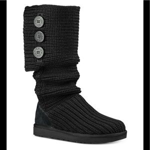 Ugg women’s Boots. Classic cardy boots. Black